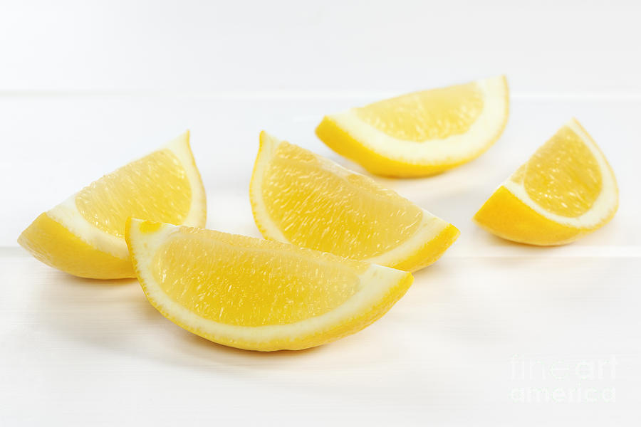 lemon wedges